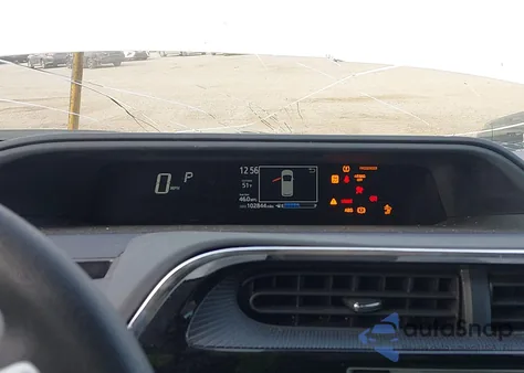 2018 Toyota Prius C Two из США, поврежденный, VIN JTDKDTB39J1612909